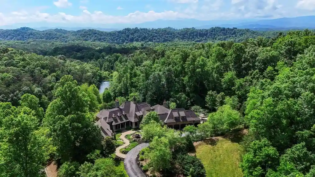 255 Villa Segrata North Ridge Rd An Extraordinary Tennessee Retreat of Serenity and Luxury for 8.88 Million 30