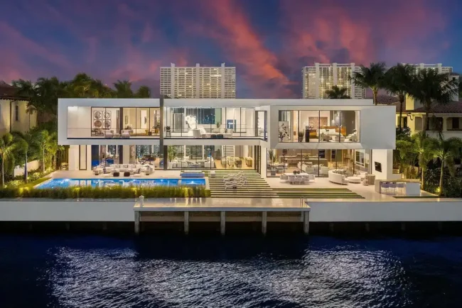 Boca Raton Waterfront Gem: Spectacular $35 Million Mansion with Iconic Luxury and Endless Views