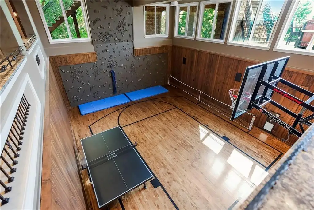 27596 W Highland Cir Majestic Kansas Residence with Serene Shadow Lake Views Listed for 3 18