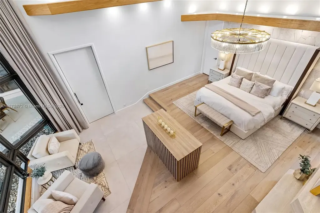 2965 Surrey Ln Weston FL – $11M waterfront luxury home for sale with modern design, spacious interiors, and prime Weston real estate location