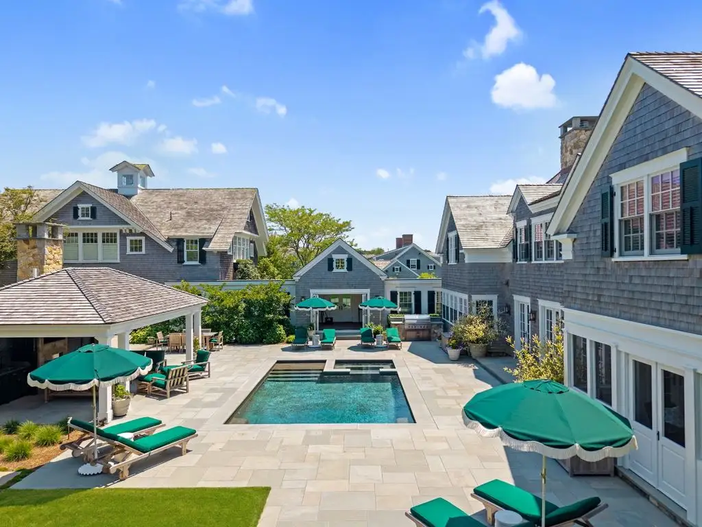 3 Field Club Ln Sand Castle Estate Showcasing Modern Luxury and Coastal Charm in Massachusetts for 16.5 Million 9