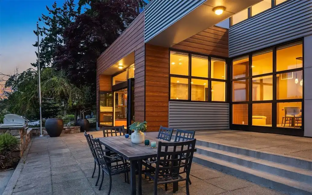 3840 E Mercer Way Magnificent Modern Waterfront Oasis in Washington Listed for 10.3 Million 20