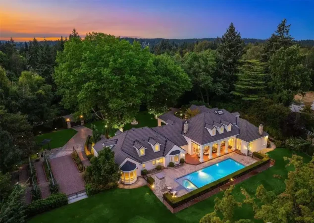 A Masterpiece of Beauty and Sophistication: $8.8M Washington Home Designed for Modern Living