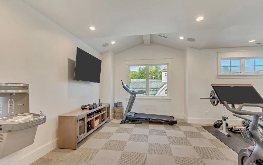 444 W 500 S Utah Mountain Estate with Gorgeous Views Lists for 9995000 15