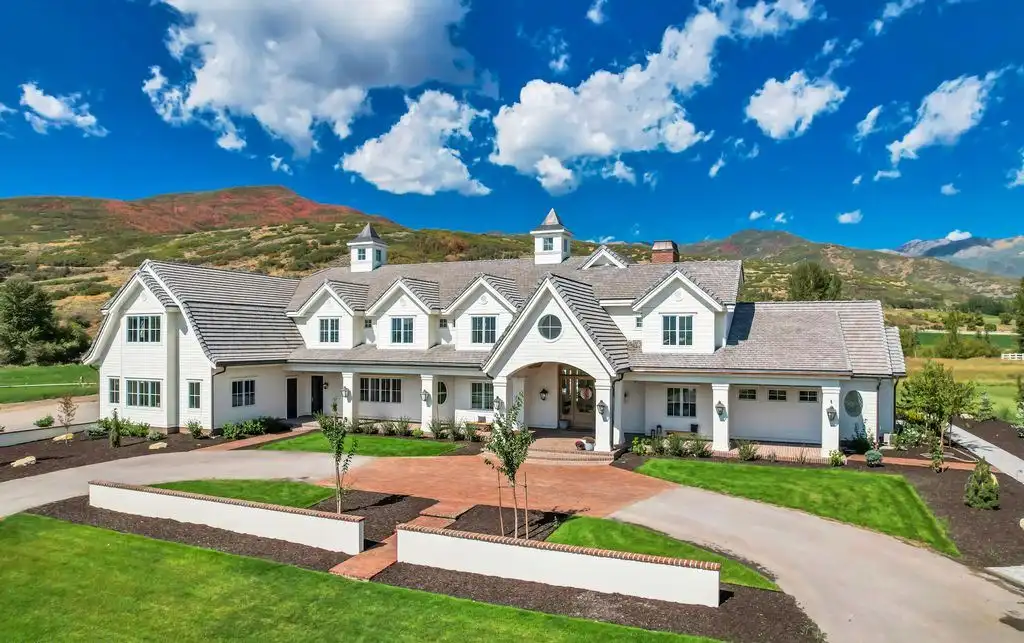 444 W 500 S Utah Mountain Estate with Gorgeous Views Lists for 9995000 18