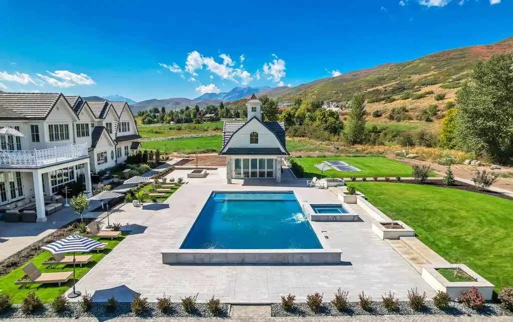 444 W 500 S Utah Mountain Estate with Gorgeous Views Lists for 9995000 20
