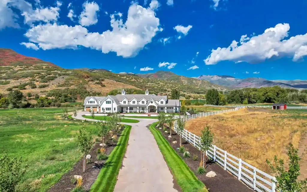 444 W 500 S Utah Mountain Estate with Gorgeous Views Lists for 9995000 22