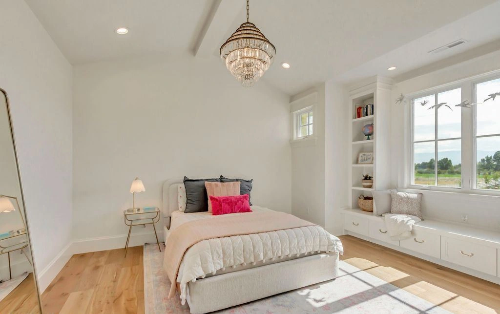 444 W 500 S Utah Mountain Estate with Gorgeous Views Lists for 9995000 9