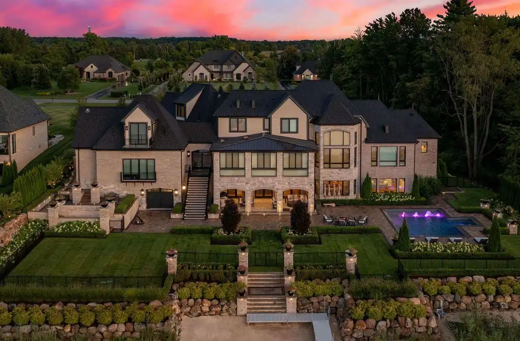 5715 Cusick Lake Dr Extraordinary 2999900 Split Level Lakefront Estate in Michigan 3