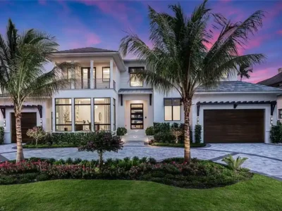 625 21st Ave S Naples FL – 20M Waterfront Luxury Home with Stunning Modern Design 1