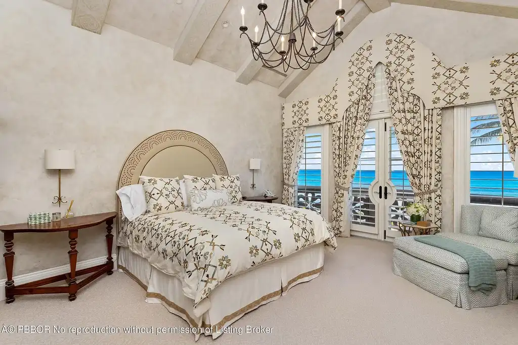 820 S Ocean Blvd Manalapan FL – A 134 Million Ocean to Lake Trophy Estate Redefining Luxury 11