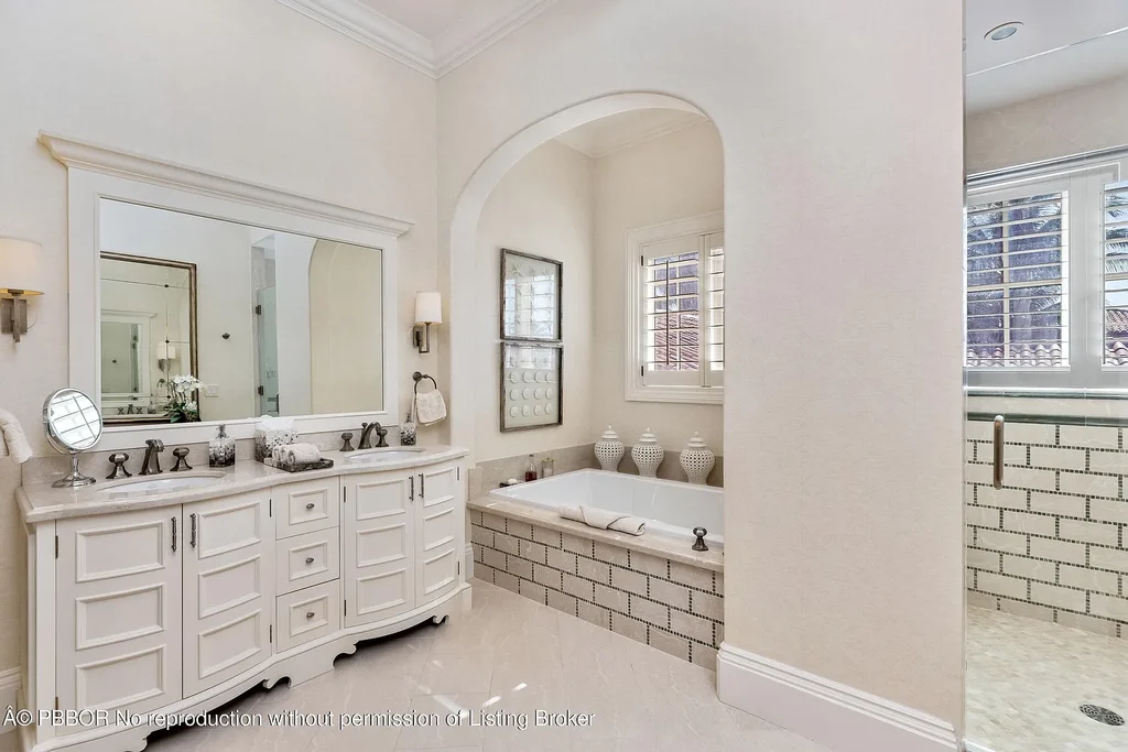 820 S Ocean Blvd Manalapan FL – A 134 Million Ocean to Lake Trophy Estate Redefining Luxury 13