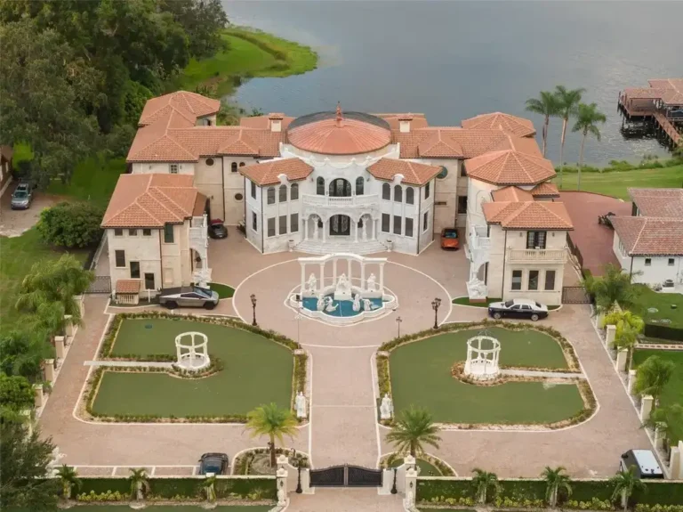 $6.4 Million Windermere Lakefront Estate Delivers Unmatched Elegance and Ultimate Luxury Living