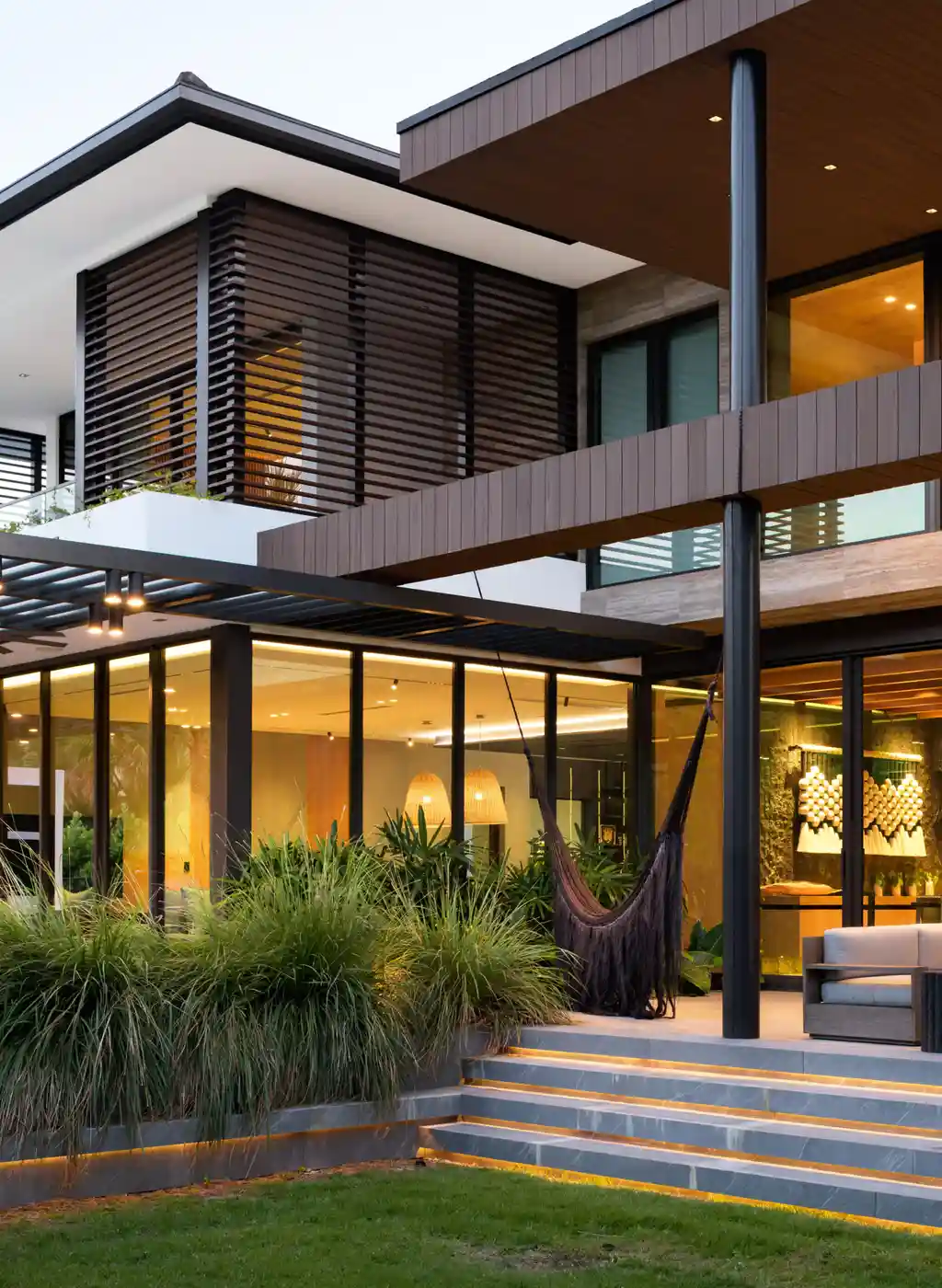 Bal Cross by SDH Studio Architecture + Design, A Tropical Modern Oasis