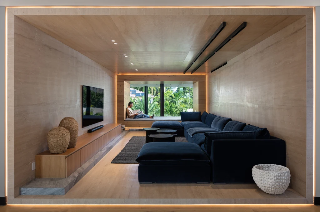 Bal Cross by SDH Studio Architecture + Design, A Tropical Modern Oasis