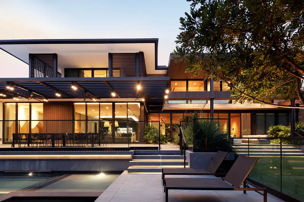 Bal Cross by SDH Studio Architecture + Design, A Tropical Modern Oasis