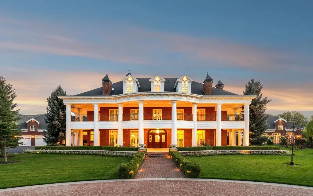 Camelot at 2344 W 3000 S An Extraordinary 23.5 Million Sanctuary of Luxury and Design in Utah 26
