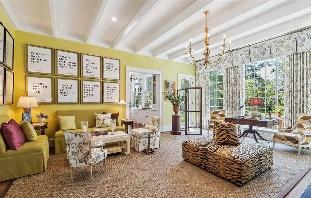 Exclusive 6.5M Residence at 2863 Palmer Dr Combines Southern Architecture with Contemporary Living 13