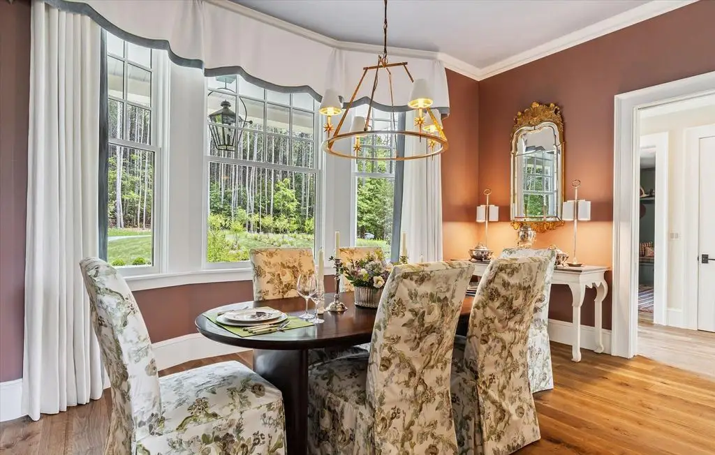 Exclusive 6.5M Residence at 2863 Palmer Dr Combines Southern Architecture with Contemporary Living 17