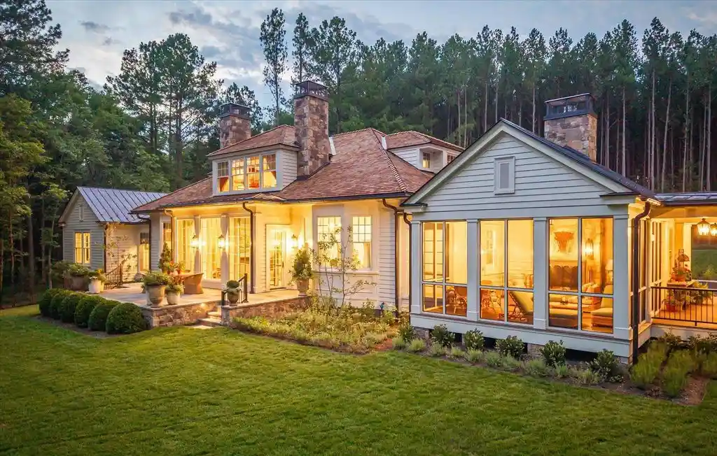 Exclusive 6.5M Residence at 2863 Palmer Dr Combines Southern Architecture with Contemporary Living 6