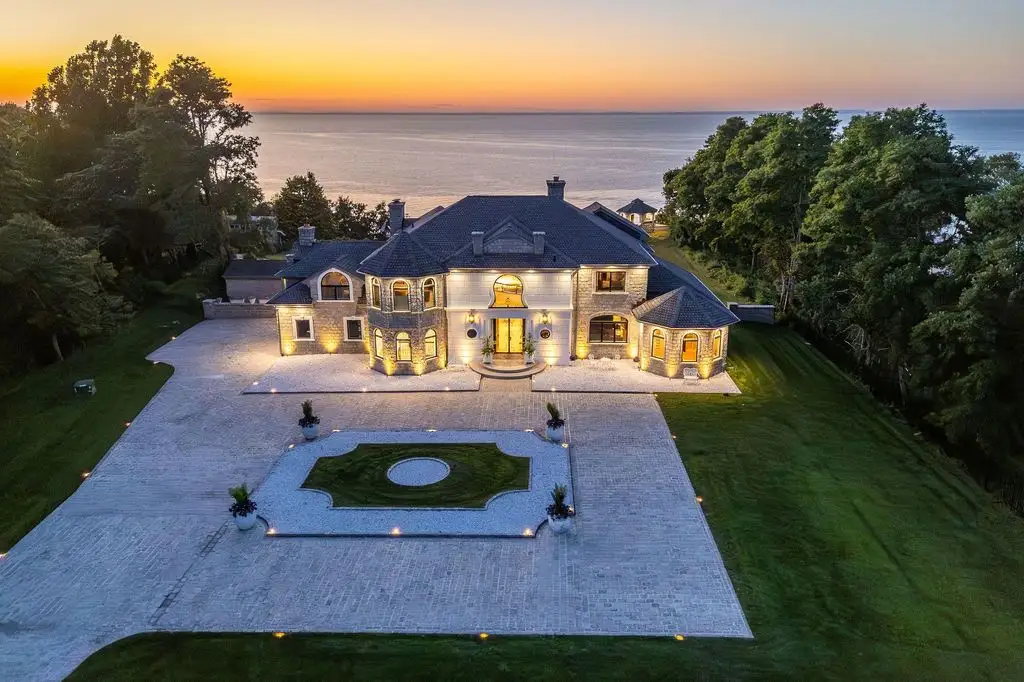 Exclusive 8.5M Waterfront Home at 3875 Hallock Ln Showcases Impeccable Upgrades on Long Island Sound 2