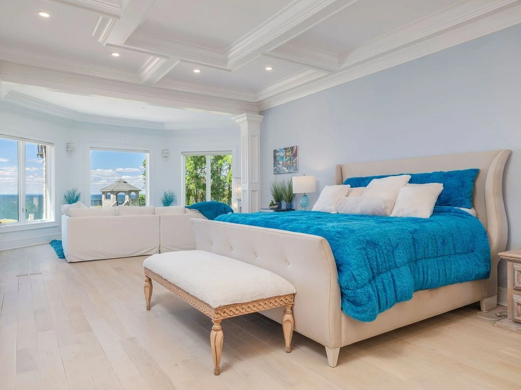 Exclusive 8.5M Waterfront Home at 3875 Hallock Ln Showcases Impeccable Upgrades on Long Island Sound 9