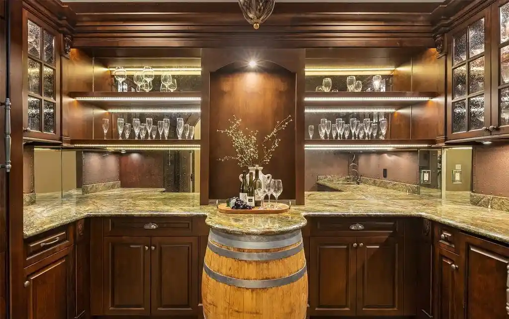 Experience World Class Luxury at 8638 NE 19th Place a 9.95M Italian Inspired Estate in Clyde Hill 10