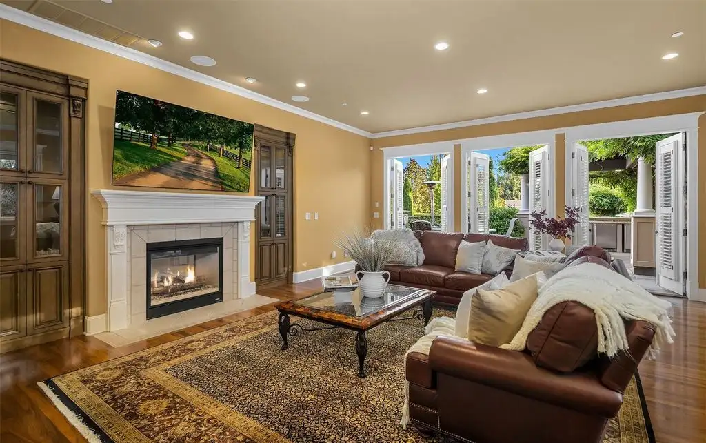 Experience World Class Luxury at 8638 NE 19th Place a 9.95M Italian Inspired Estate in Clyde Hill 13