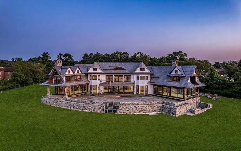 Exquisite 14.7M New Jersey Estate at 1 Hance Road Blends Iconic Design with World Class Craftsmanship 7