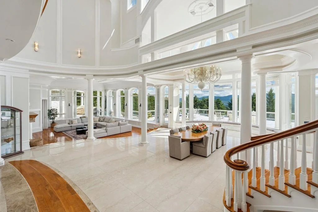 Extraordinary Estate at 189 Upper Springs Road Vermont ‘Above the Clouds Listed for 14 Million 16