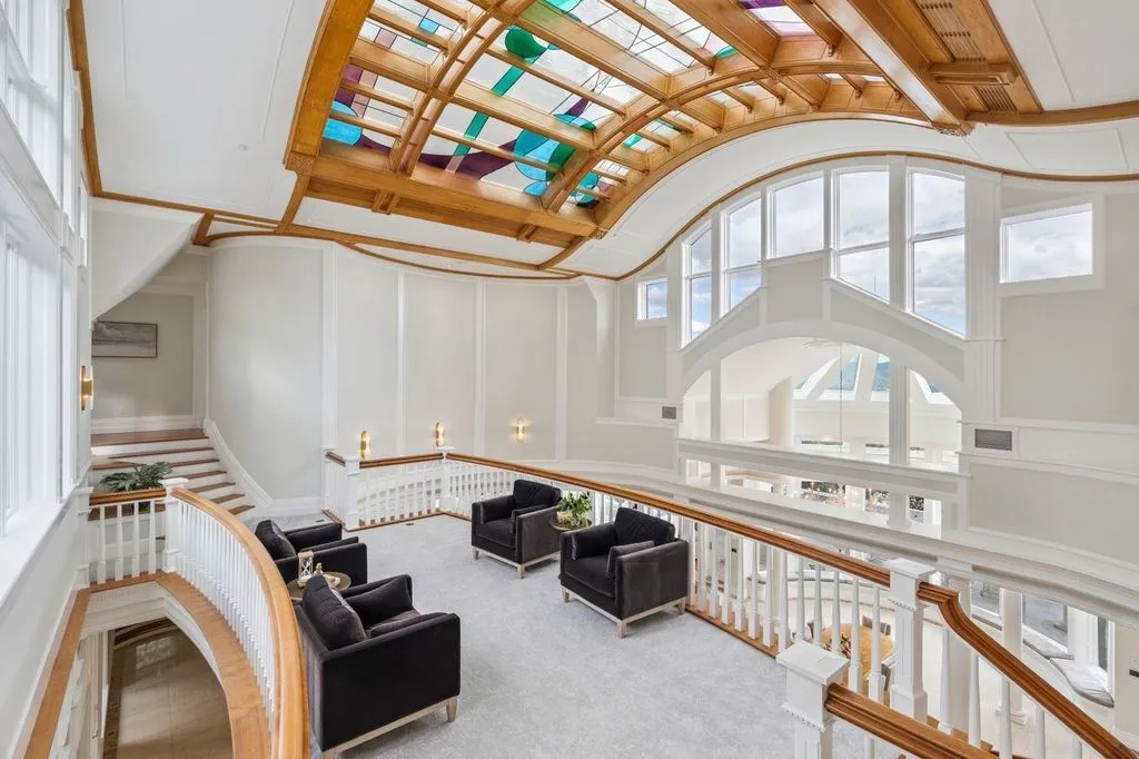Extraordinary Estate at 189 Upper Springs Road Vermont ‘Above the Clouds Listed for 14 Million 17