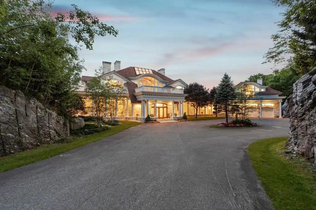 Extraordinary Estate at 189 Upper Springs Road Vermont ‘Above the Clouds Listed for 14 Million 25