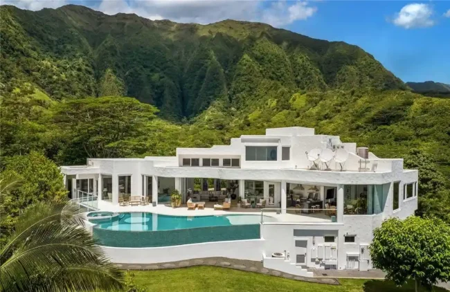 Timeless Luxury in Hawaii: Majestic 23 Acre Legacy Estate Listed at $16,995,000