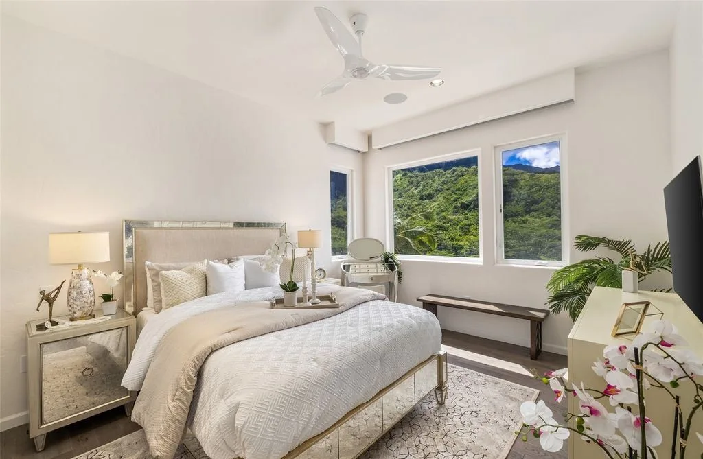 Extraordinary Hawai‘i Estate at 47 958 Kamakoi Rd 23 Acres of Legacy Luxury for 16.995 Million 20