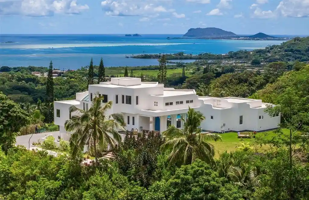 Extraordinary Hawai‘i Estate at 47 958 Kamakoi Rd 23 Acres of Legacy Luxury for 16.995 Million 3