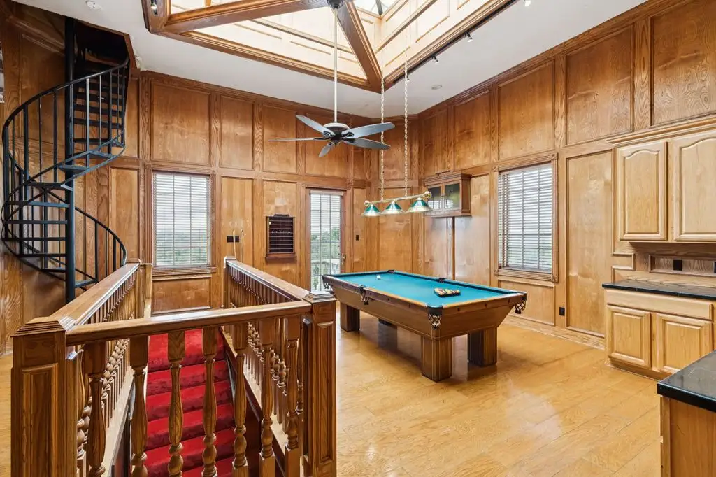 Luxury Texas Real Estate 9888 Boat Club Rd Estate on Eagle Mountain Lake Asks 4 20