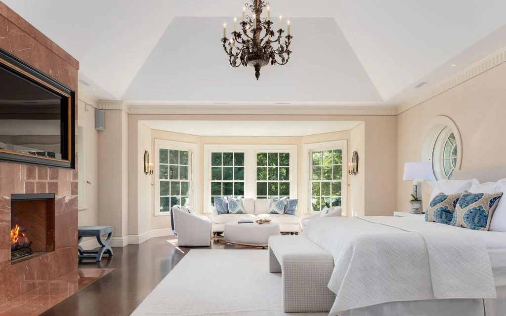 Magnificent Georgian Colonial at 50 Dingletown Rd A Prestigious Greenwich Estate Listed for 16.75 Million 16