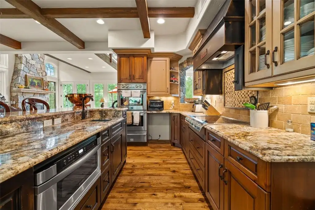 Majestic Colorado Living 94 Sunbeam Dr Offers Secluded Luxury and Mountain Beauty for 6.2 Million 10