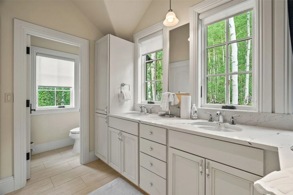 Majestic Colorado Living 94 Sunbeam Dr Offers Secluded Luxury and Mountain Beauty for 6.2 Million 15