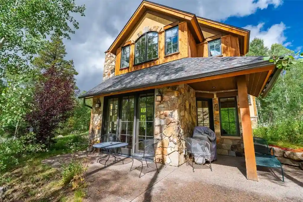 Majestic Colorado Living 94 Sunbeam Dr Offers Secluded Luxury and Mountain Beauty for 6.2 Million 20