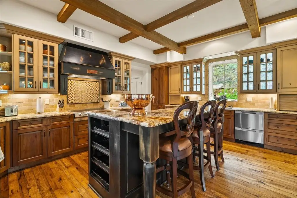 Majestic Colorado Living 94 Sunbeam Dr Offers Secluded Luxury and Mountain Beauty for 6.2 Million 3