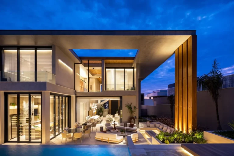 Residence KR by Caroline Andrusko Arquitetos, A Family-Centered Sanctuary in Curitiba
