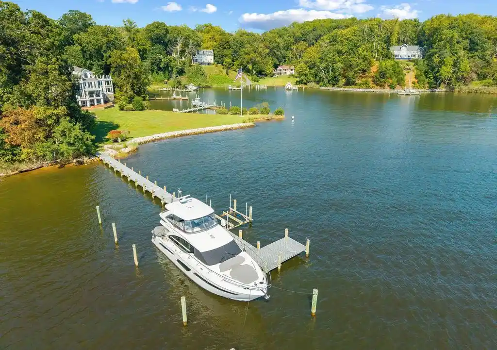 Spectacular Waterfront Living Awaits at 125 S Winchester Rd Maryland Asking 8 4
