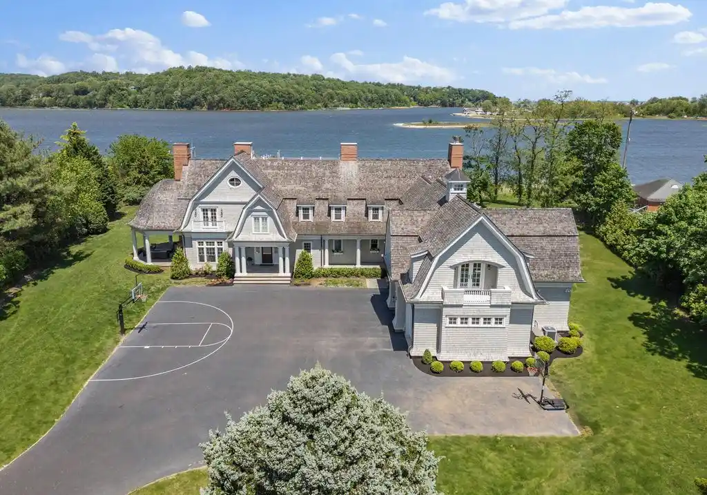 Unparalleled Elegance 0 Wilson Circle Custom Built New Jersey Estate Offers Serene Coastal Lifestyle for 7 1
