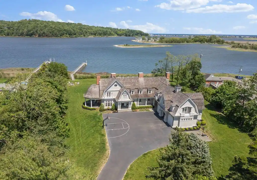 Unparalleled Elegance 0 Wilson Circle Custom Built New Jersey Estate Offers Serene Coastal Lifestyle for 7 2