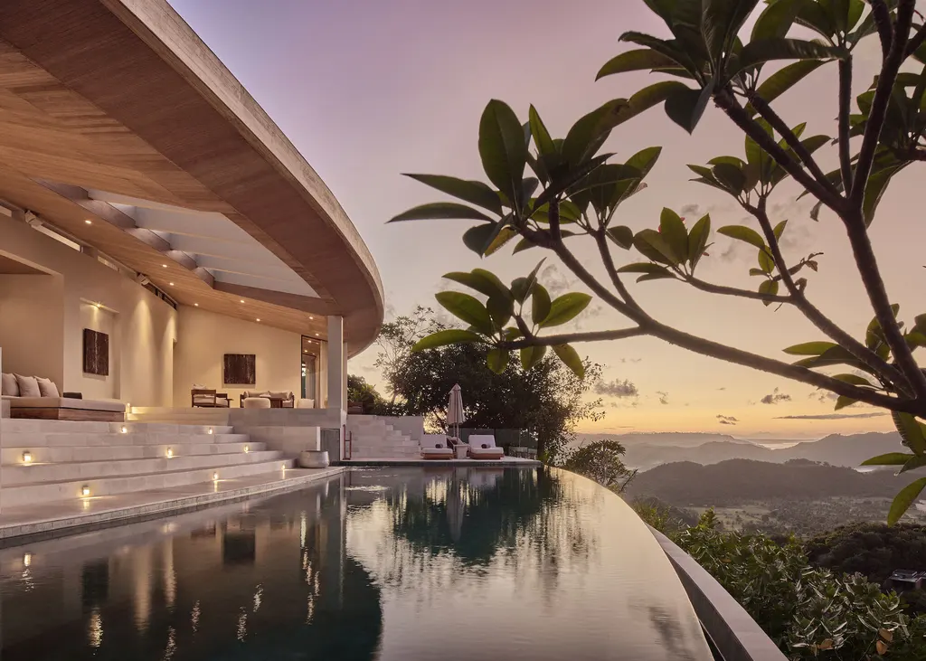 Villa Boe by Alexis Dornier: A Sculptural Hilltop Retreat in Tampah Hills