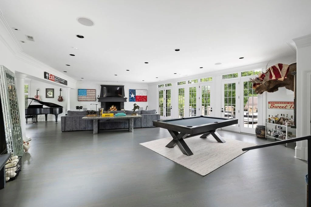2410 Hidden River Ln Exquisite Tennessee Estate Epitomizes Modern Southern Elegance at 10.995 Million 14