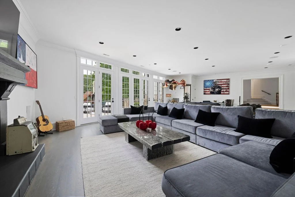 2410 Hidden River Ln Exquisite Tennessee Estate Epitomizes Modern Southern Elegance at 10.995 Million 16