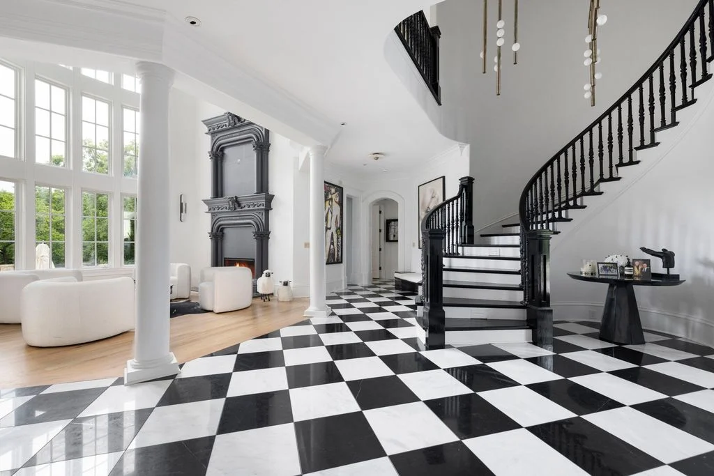 2410 Hidden River Ln Exquisite Tennessee Estate Epitomizes Modern Southern Elegance at 10.995 Million 7