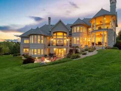 2700 Heartland Dr Exquisite Kansas Estate Blending Stately Architecture with Smart Home Luxury for 2.198 Million 23